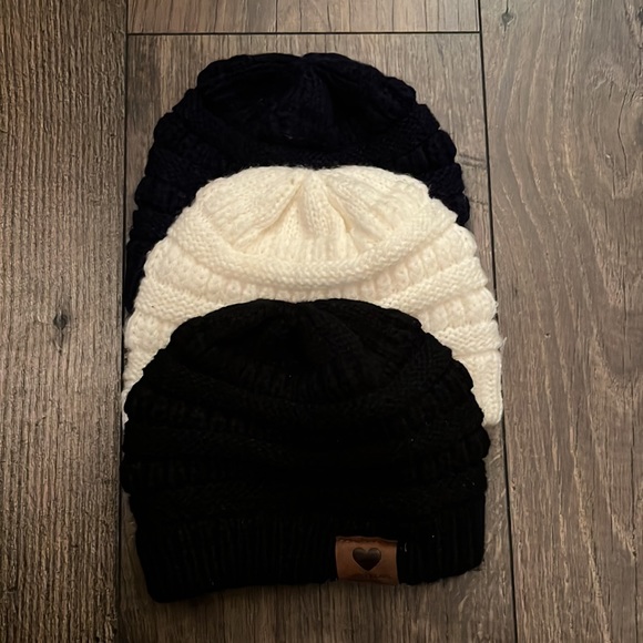 Sweetheart Baby Hat Bundle - Picture 3 of 4